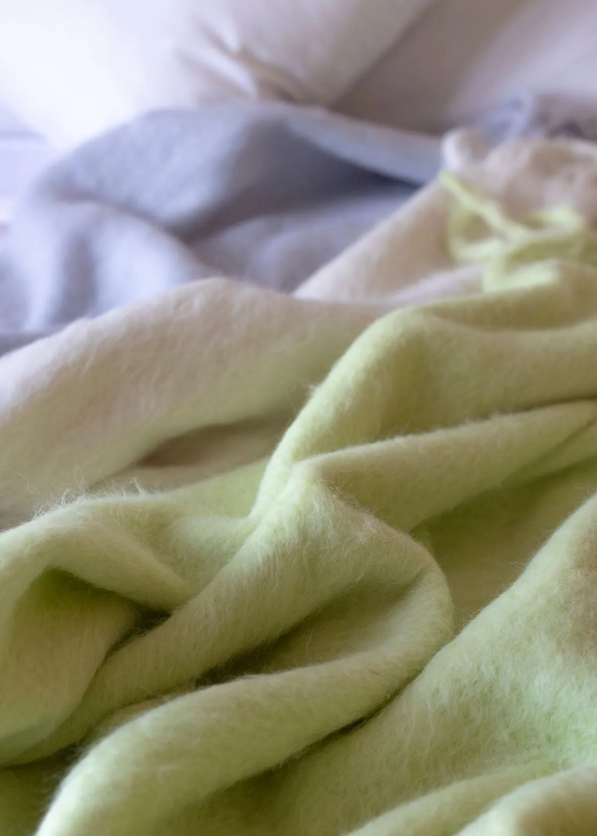 DOVE & DONKEY Woolly Mammoth Throw - Key Lime