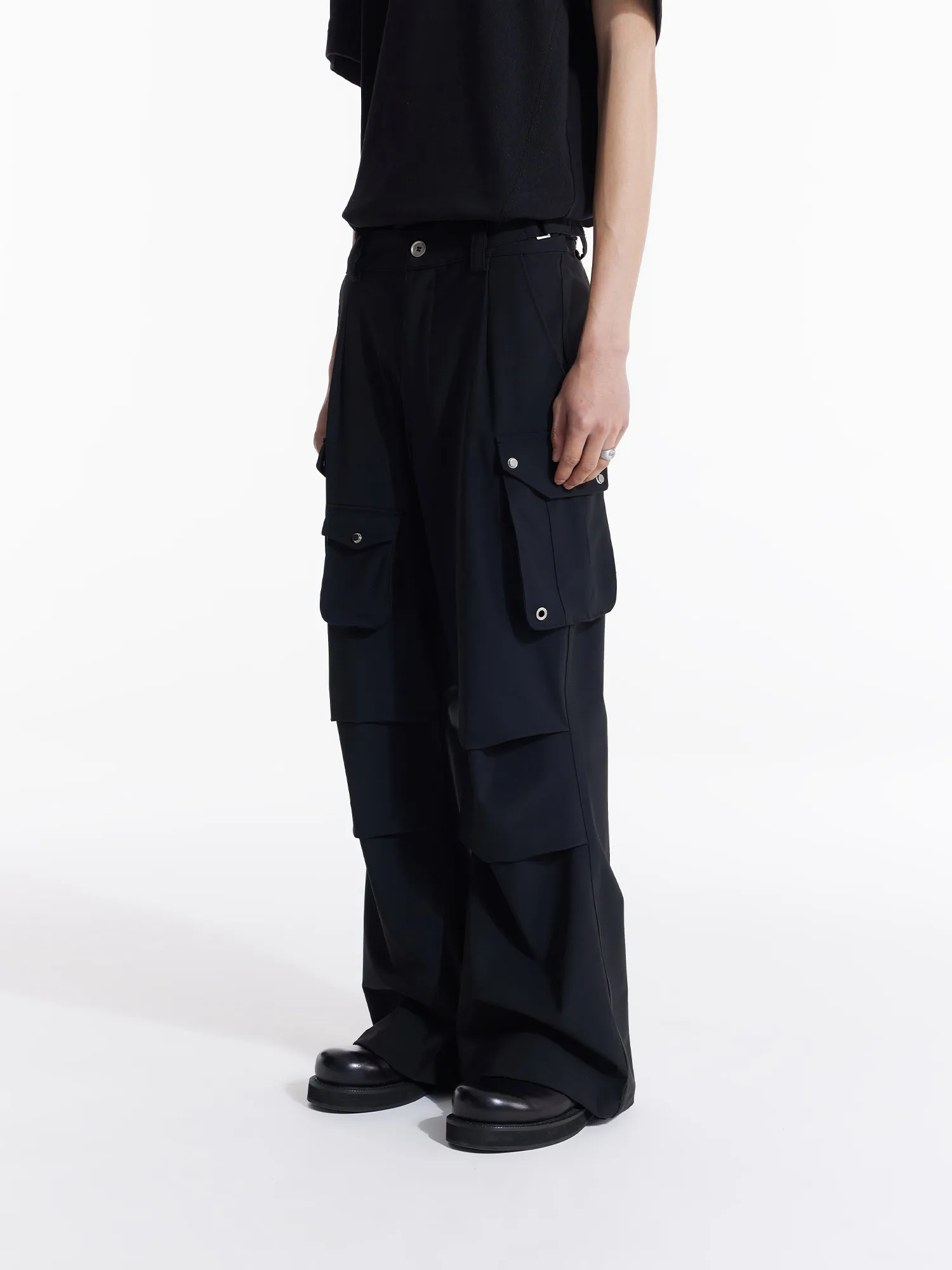 Nylon multi-pocket casual pants