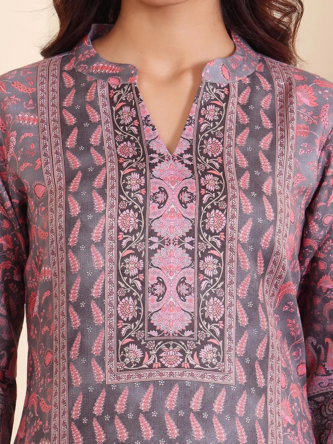 Pink & Grey Wool Blend Ethnic Print Suit Set with Wool Dupatta