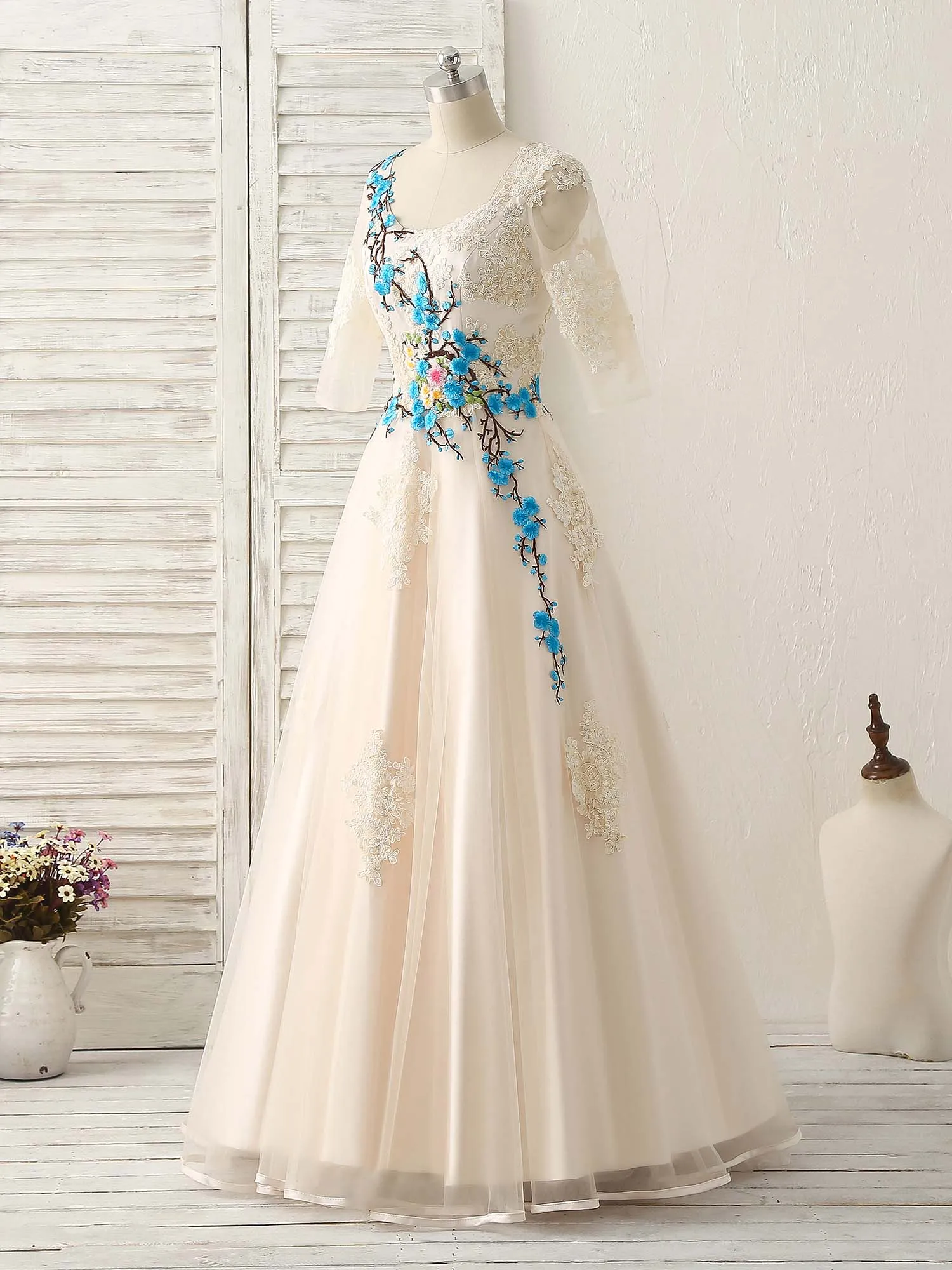 Unique Lace Applique Tulle Long Prom Dress Light Champagne Bridesmaid Dress