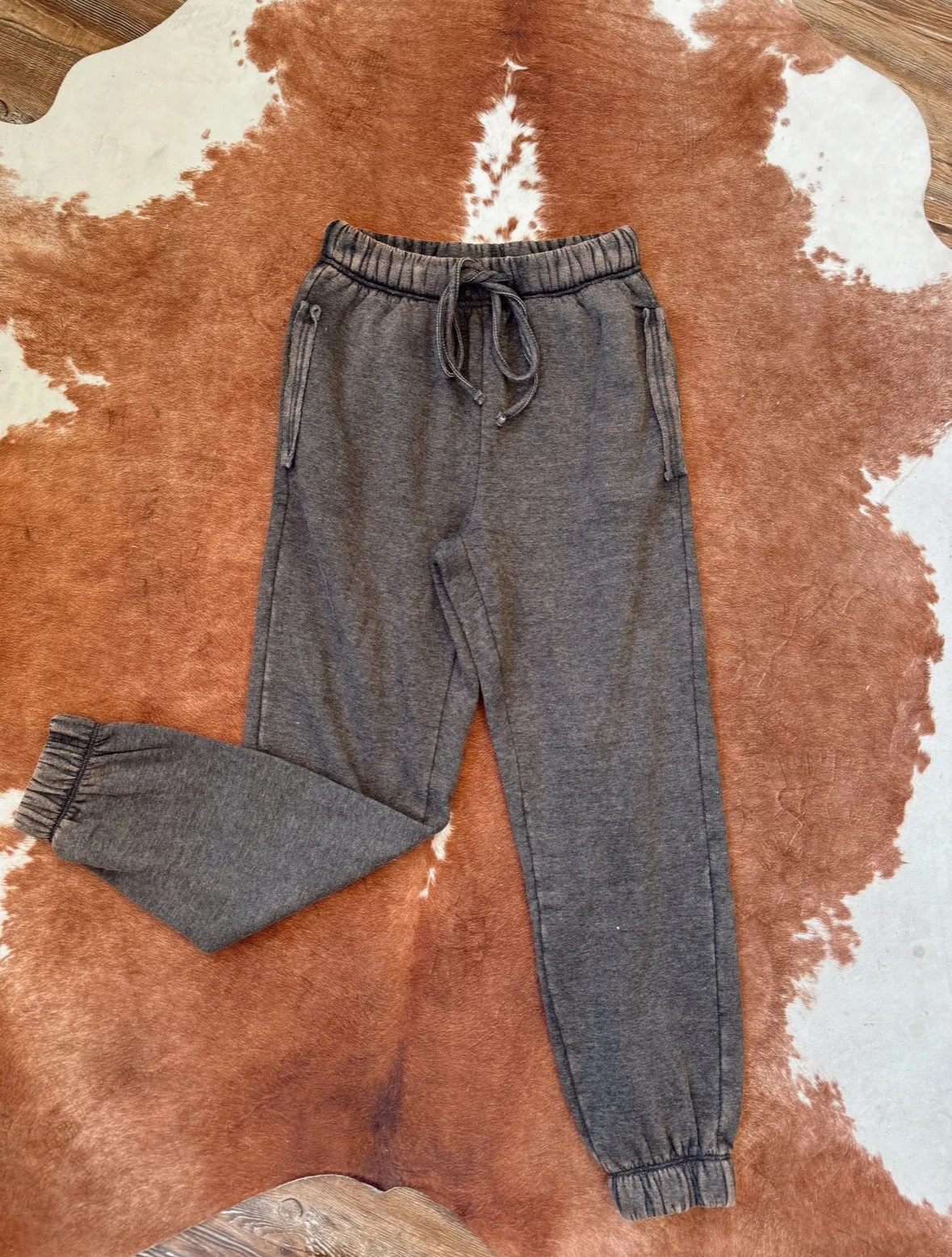 Zenana Cuffed Sweatpants